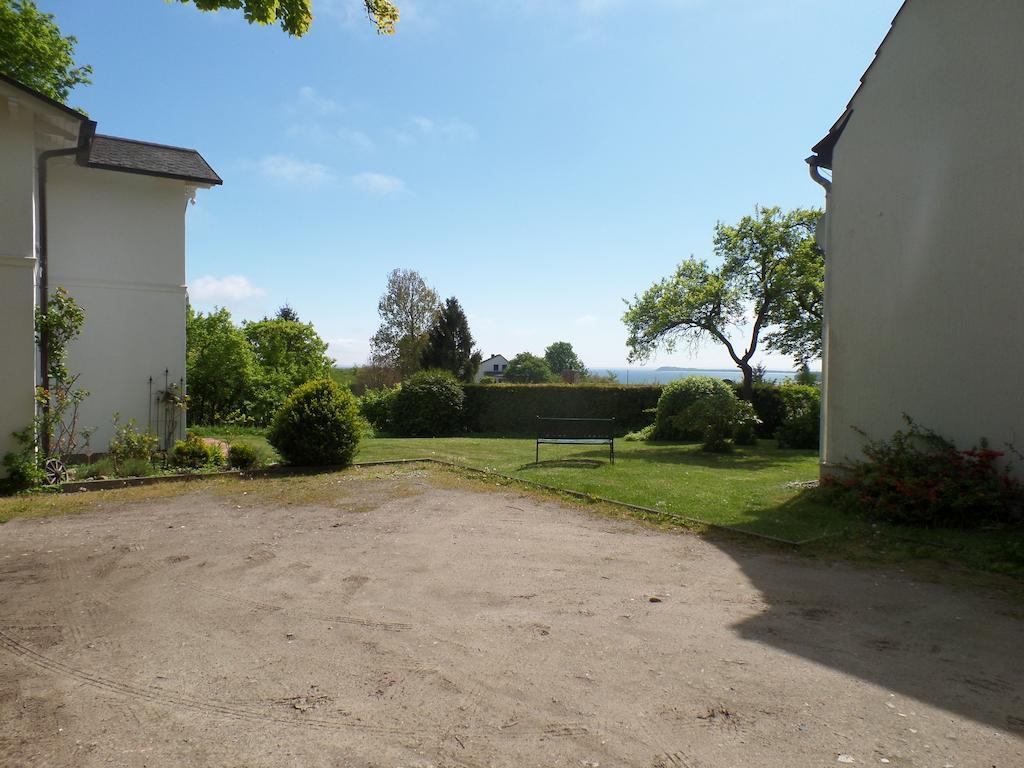Ferienwohnungen Meerblick Herde Goehren  Buitenkant foto